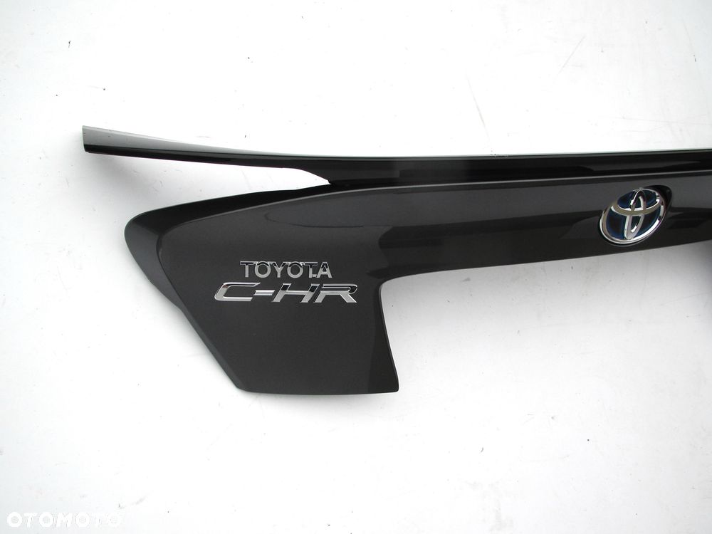 TOYOTA C-HR 2019 - blenda spoiler lotka lampy tył - 13