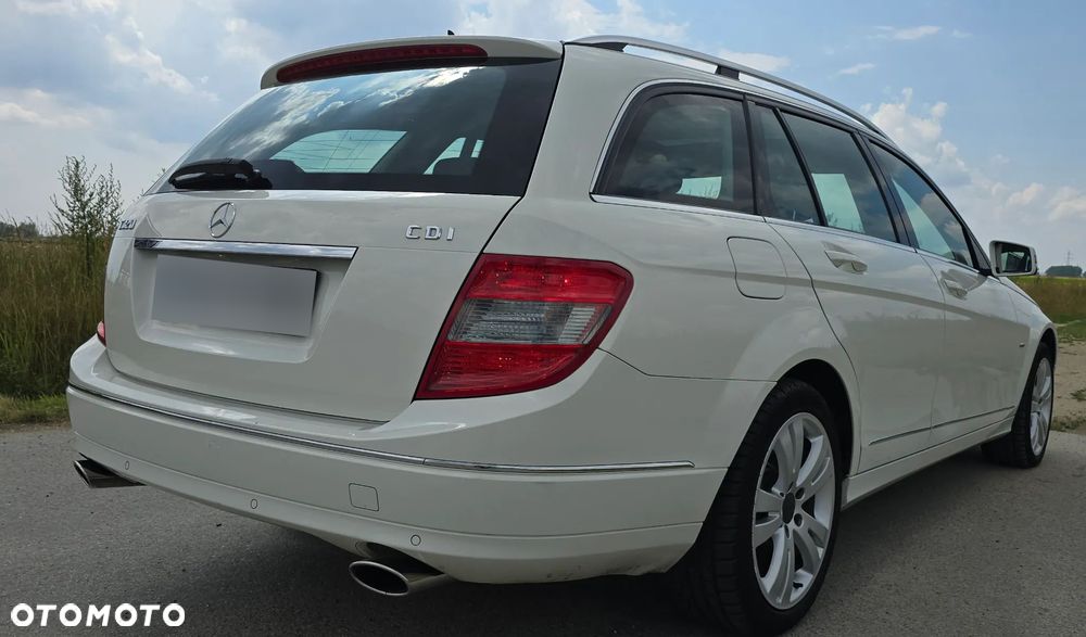 Mercedes-Benz Klasa C 320 CDI DPF 7G-TRONIC Avantgarde - 4