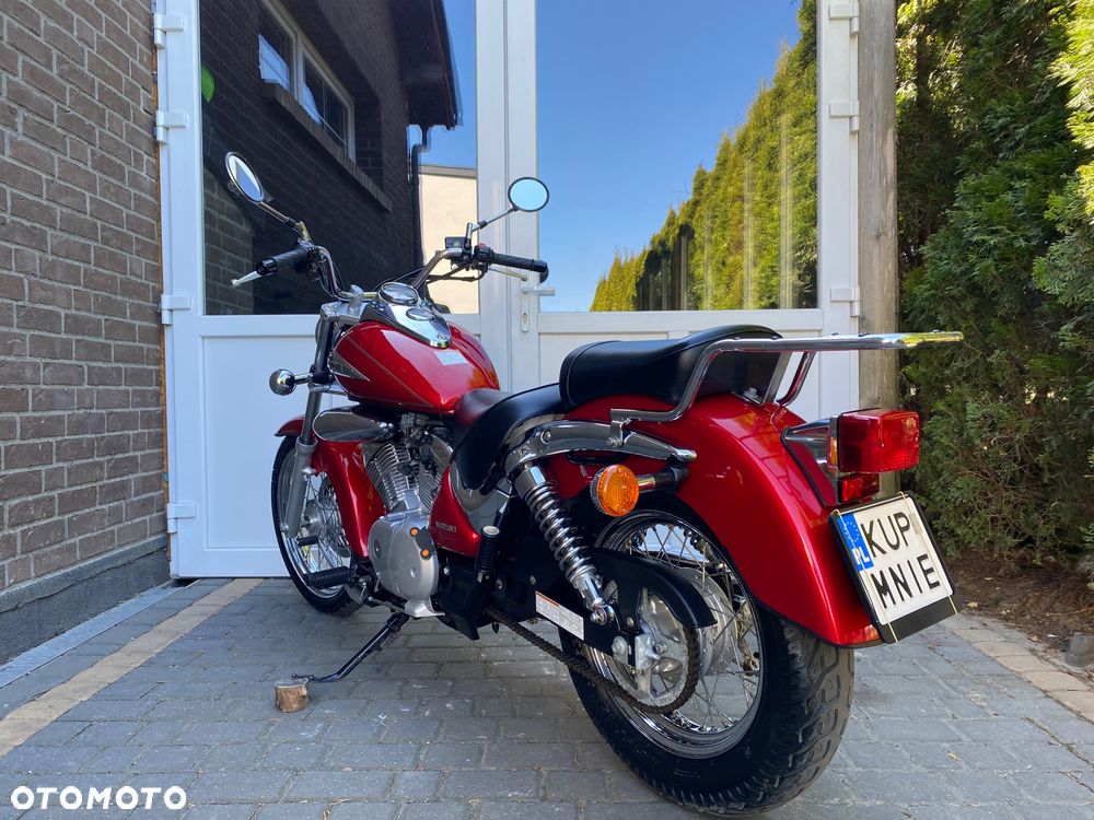 Suzuki Intruder - 5