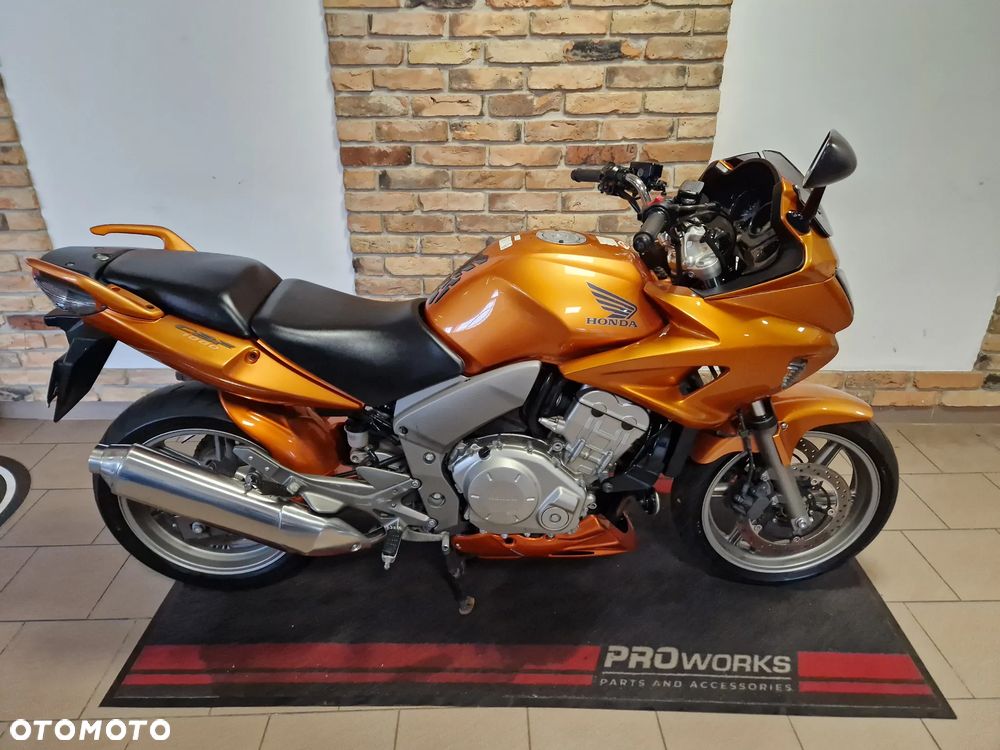 Honda CBF - 2