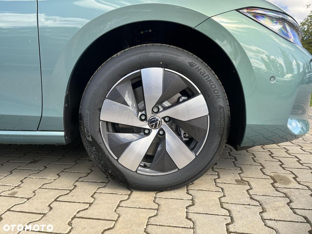 Volkswagen Passat - 10