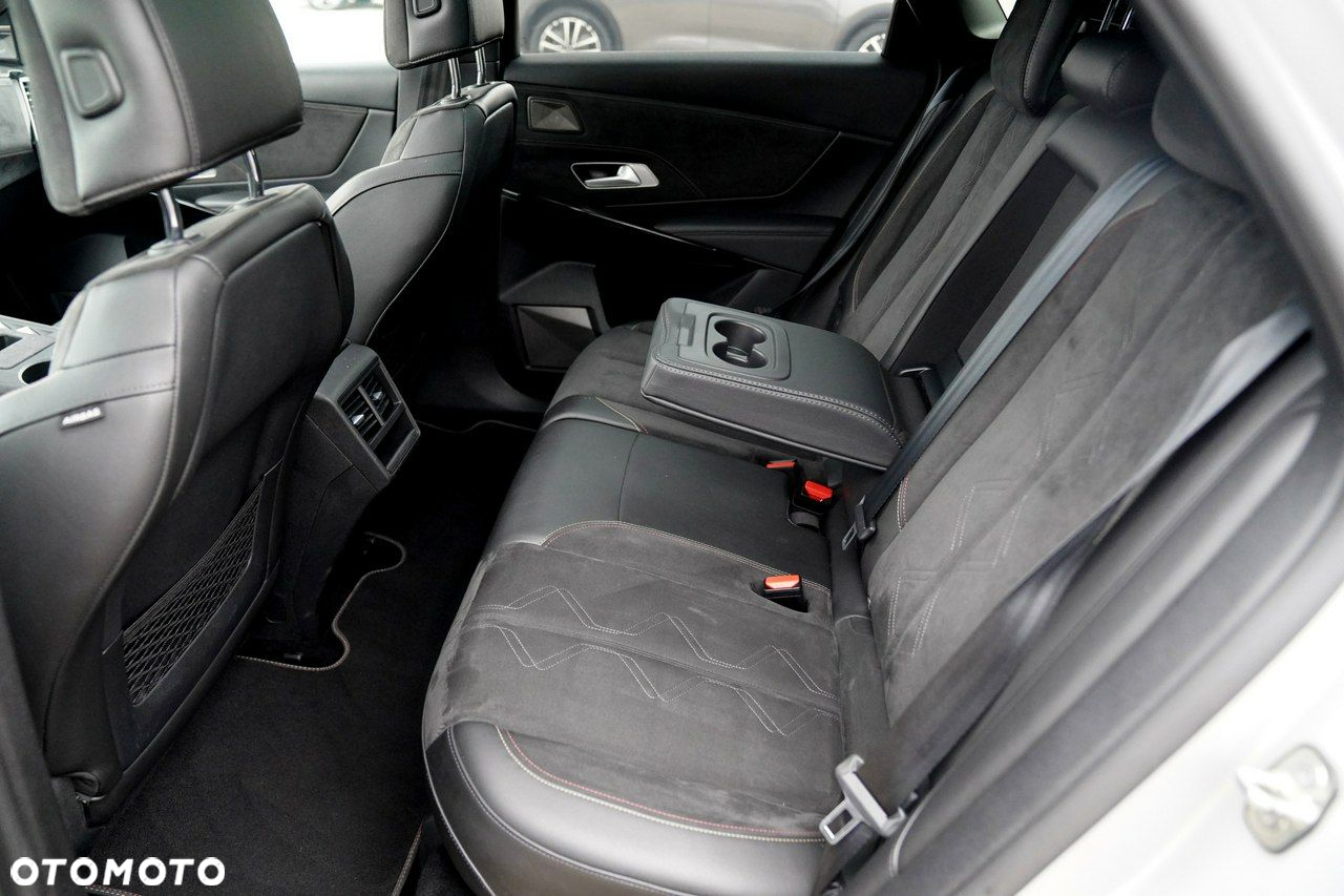 DS Automobiles DS 7 Crossback - 25