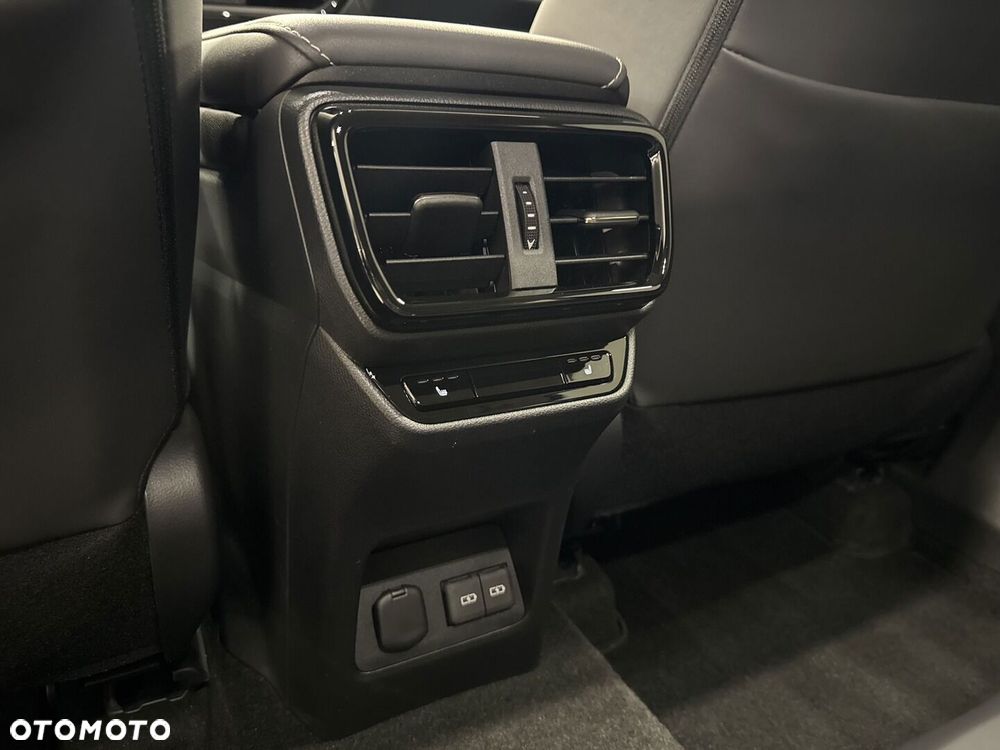 Lexus NX 350h Omotenashi AWD - 13