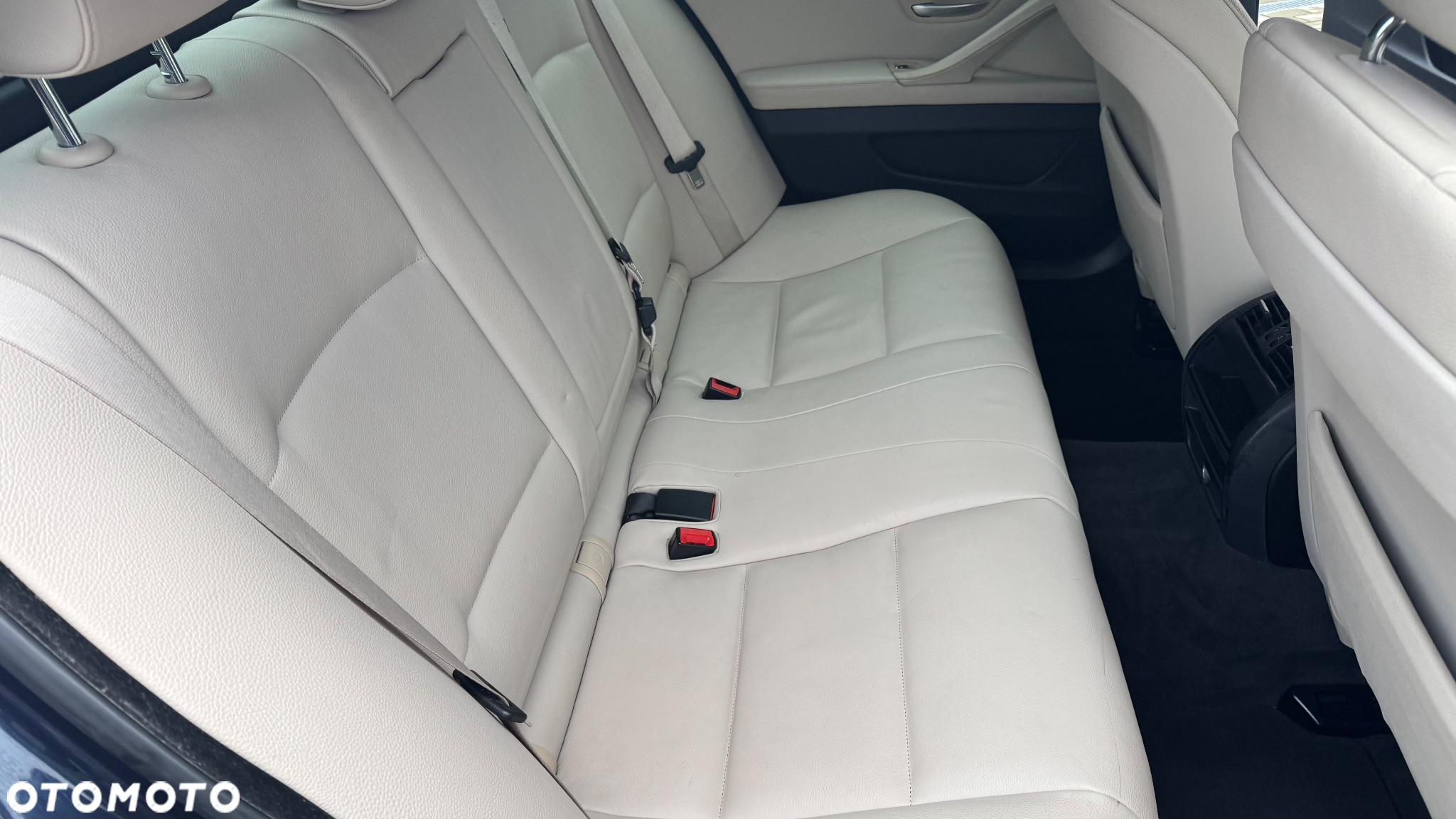 BMW Seria 5 - 12
