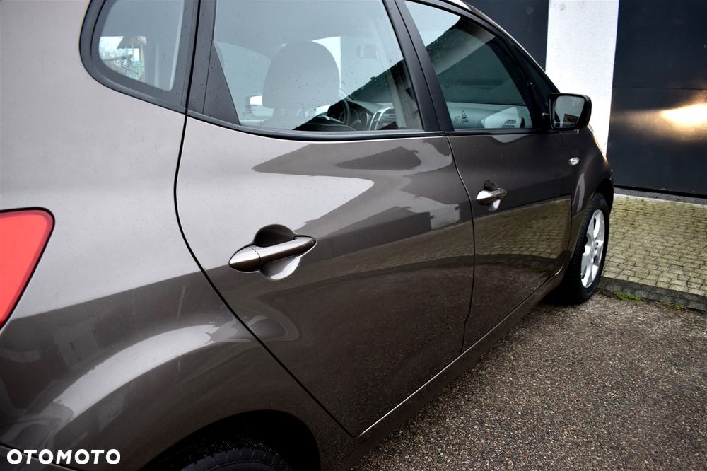 Kia Venga 1.4 CVVT Fifa World Cup Edition - 11