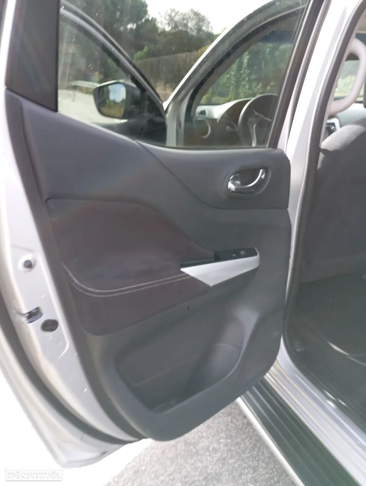 Nissan Navara 2.3 dCi CD 4WD Acenta P.Style - 7
