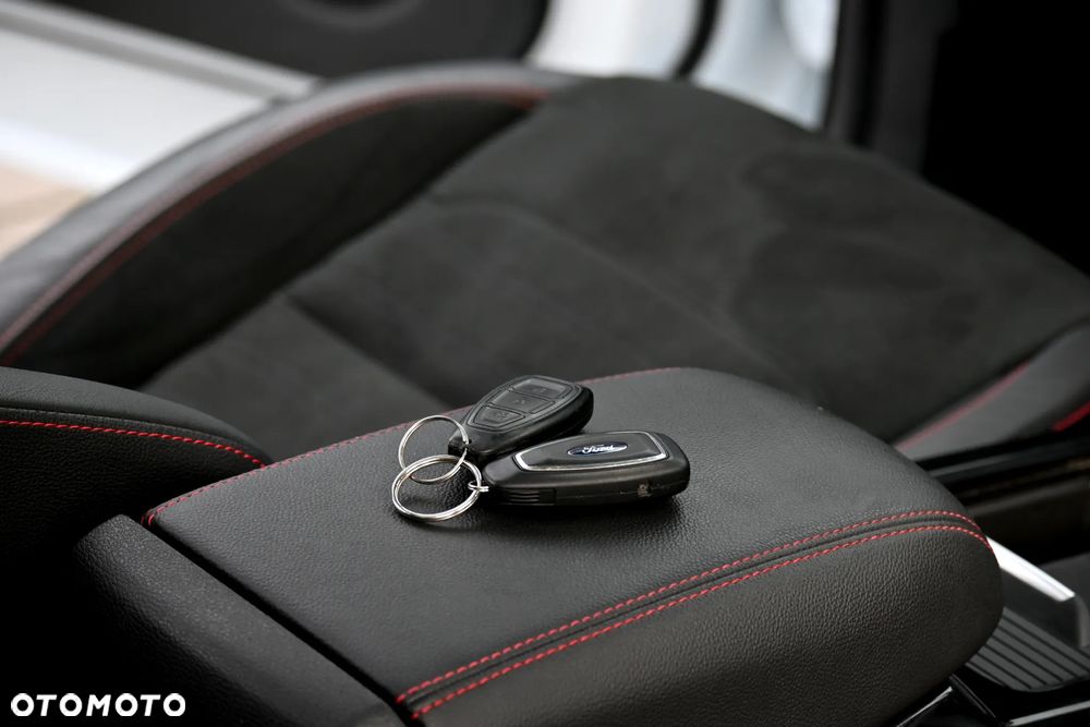 Ford Kuga 1.5 EcoBoost AWD ST-Line ASS - 24