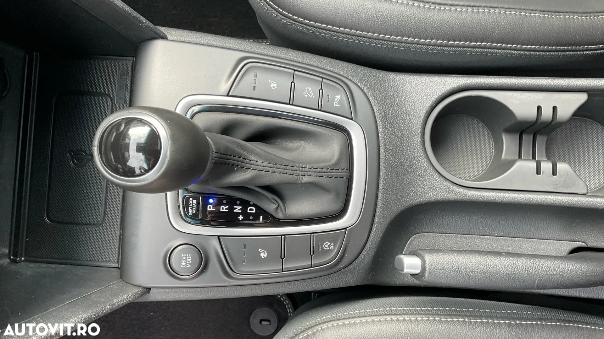 Hyundai KONA 1.6 CRDi DCT Premium - 12
