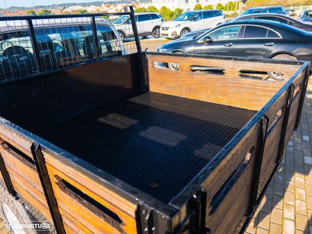 Mitsubishi L200 2.3 DI-D CD Invite 4WD - 9