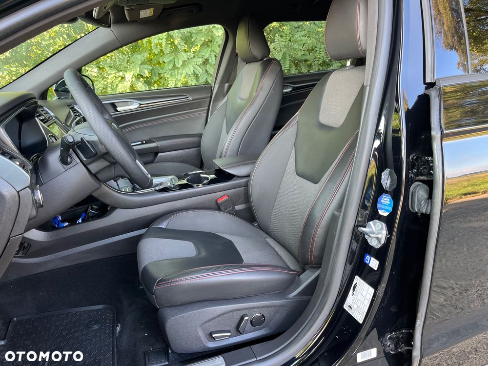 Ford Mondeo 2.0 EcoBlue ST-Line X - 21