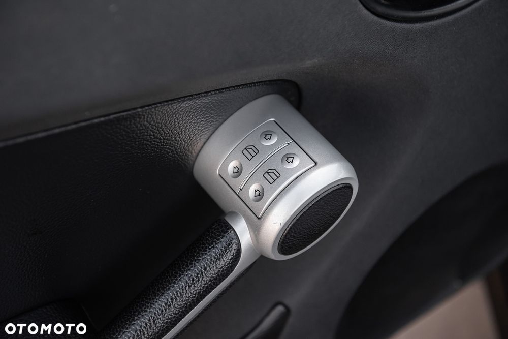 Mercedes-Benz SLK 300 7G-TRONIC - 15
