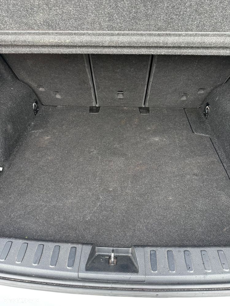 BMW X1 - 26