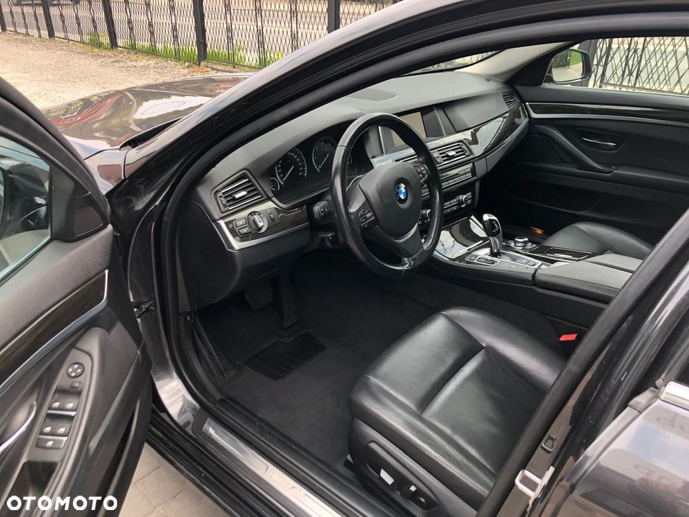 BMW Seria 5 520d Luxury Line - 7