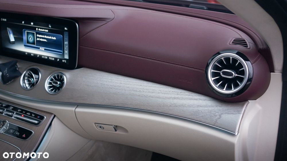 Mercedes-Benz Klasa E - 29