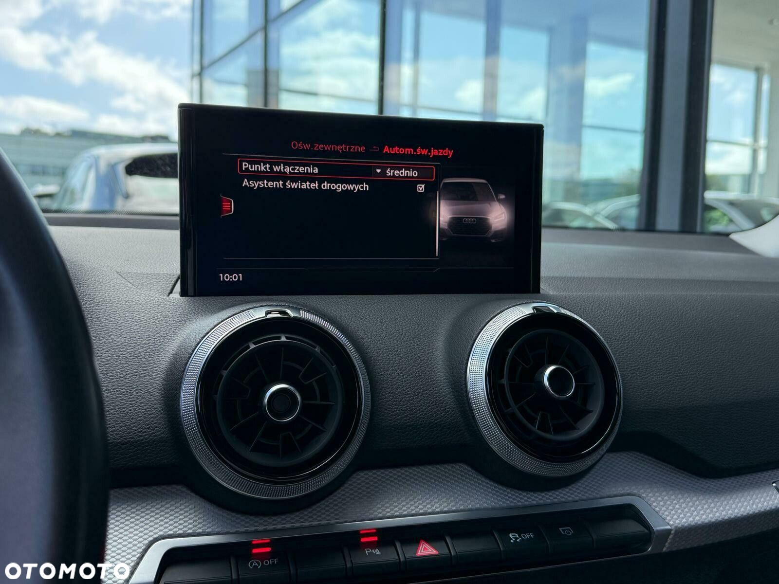 Audi Q2 - 25