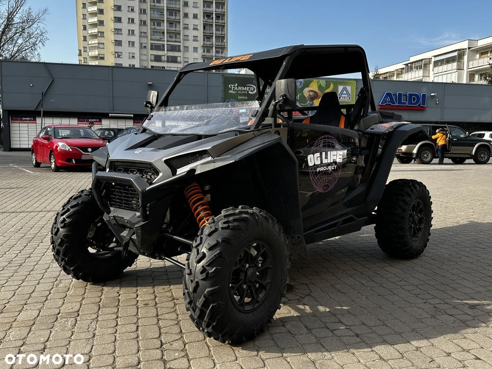 Polaris RZR