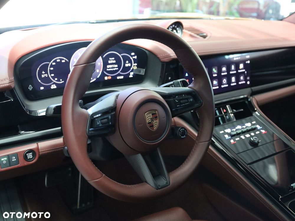 Porsche Panamera - 15