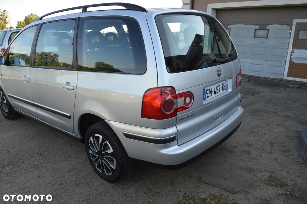 Volkswagen Sharan 1.9 TDI Trendline - 12