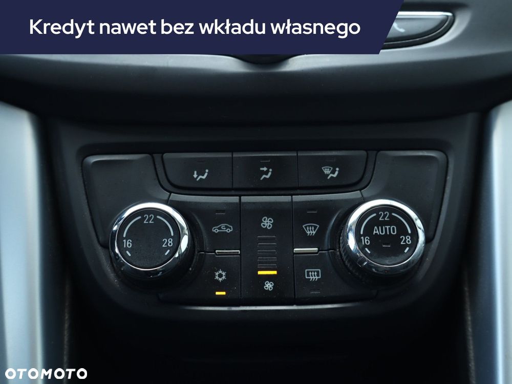 Opel Zafira - 15