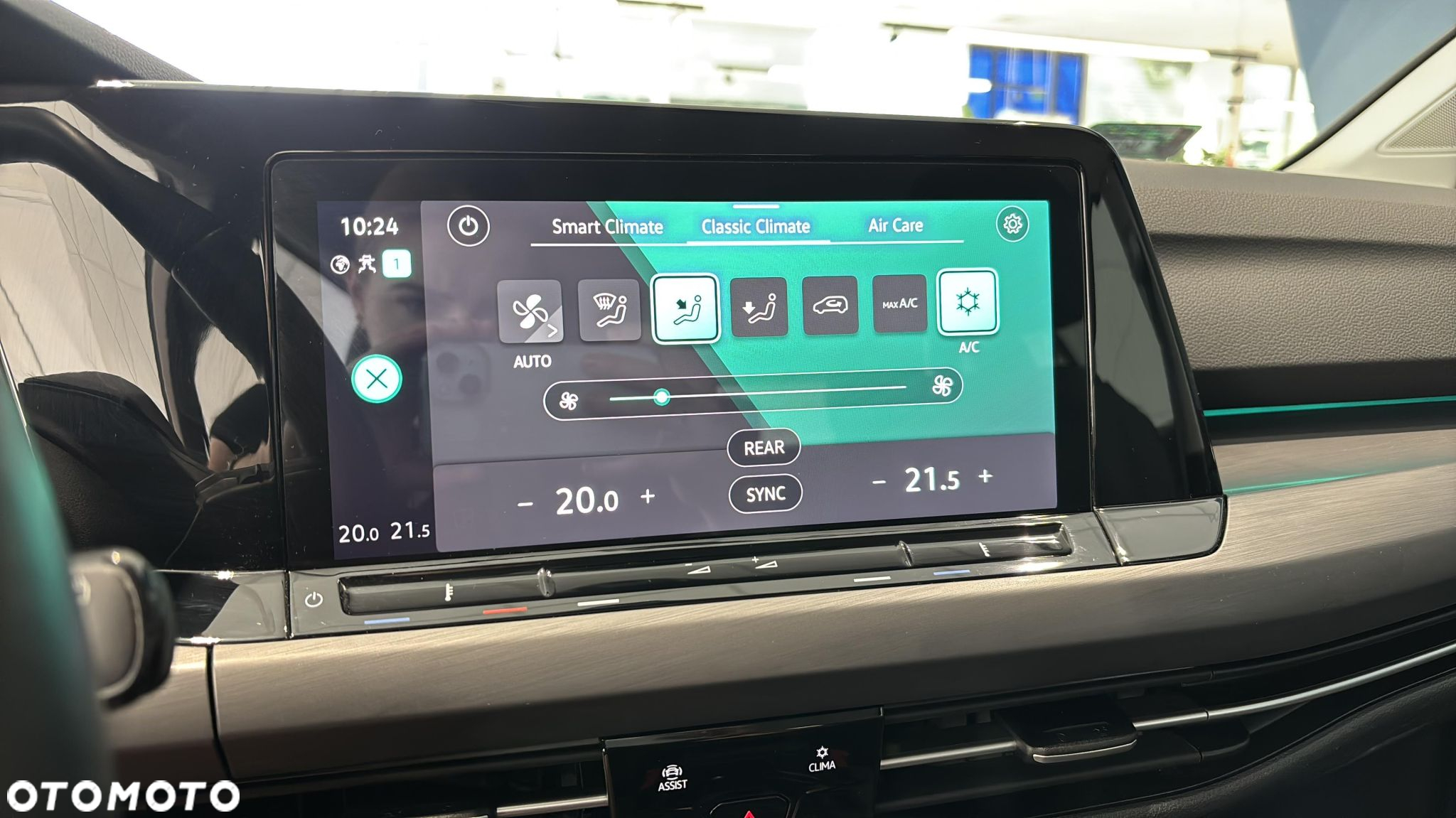 Volkswagen Golf VIII 2.0 TDI Style DSG - 23