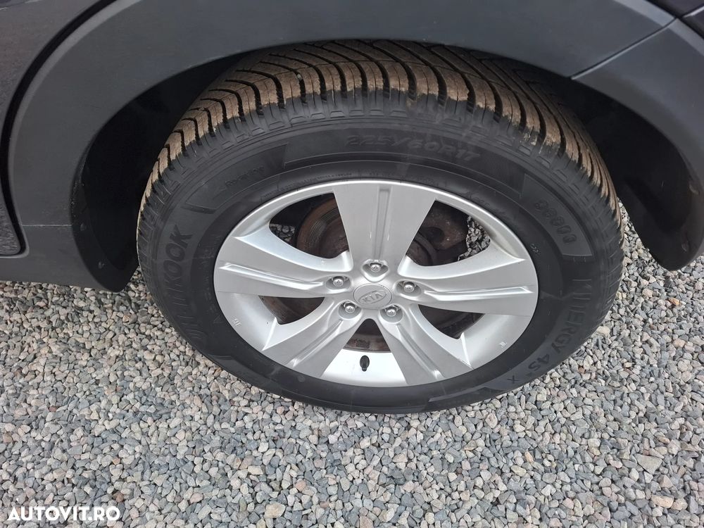 Kia Sportage 1.7 DSL MT 4x2 PREMIUM - 25