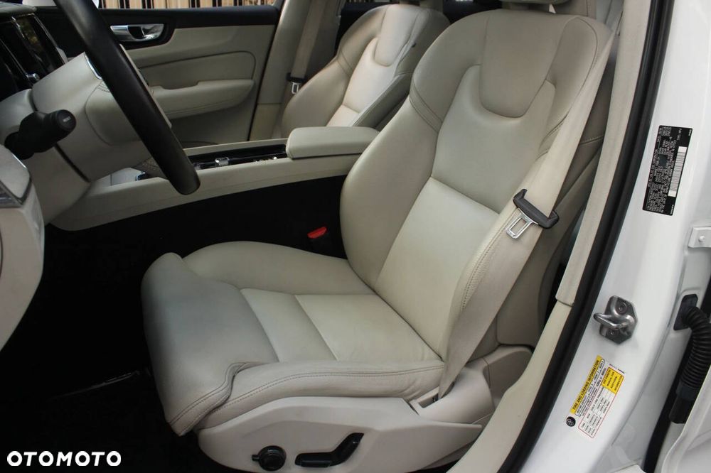 Volvo XC 60 - 17