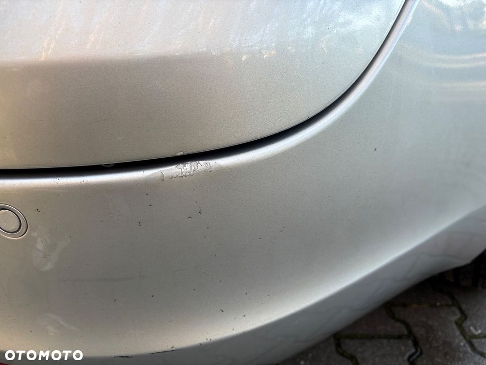 Opel Insignia 1.6 - 10