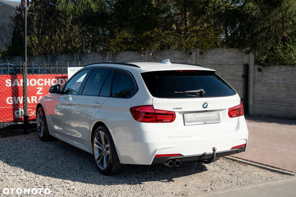 BMW Seria 3 320i xDrive Edition M Sport Shadow - 35
