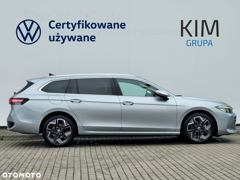 Volkswagen Passat - 4