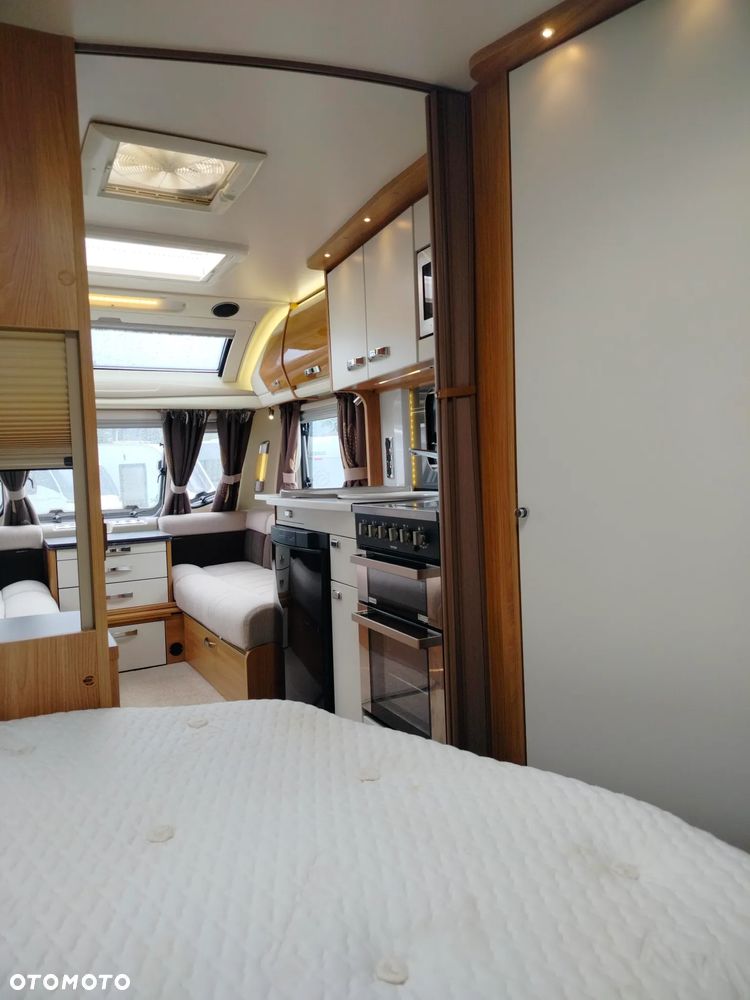 SWIFT ELEGANCE 570 - 22