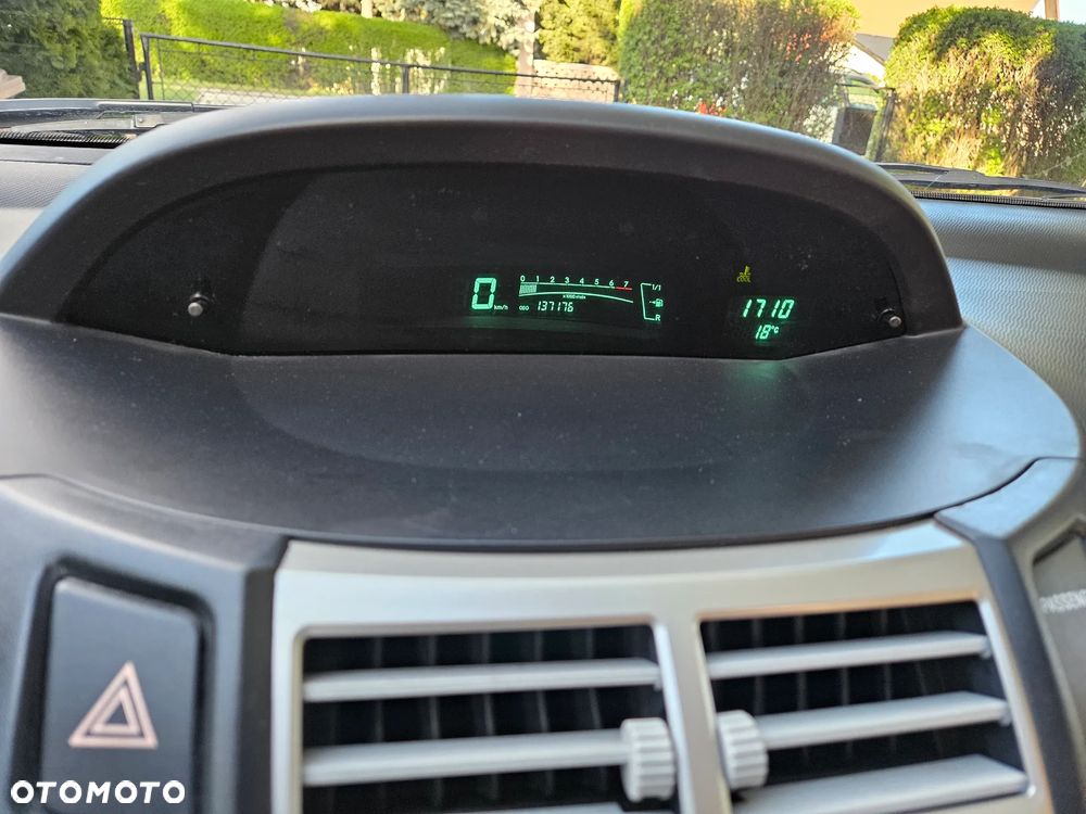 Toyota Yaris 1.0 Luna A/C - 27