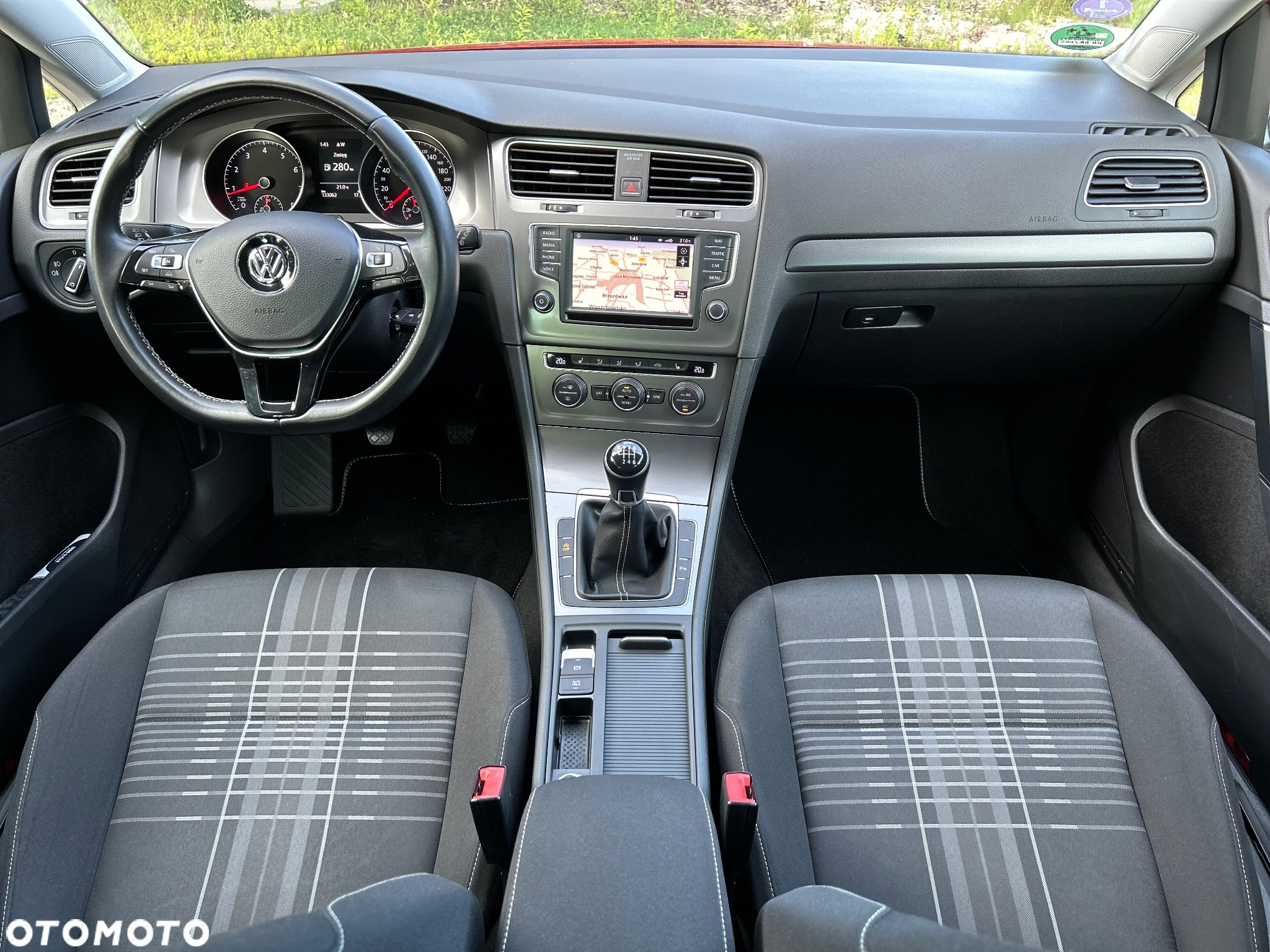 Volkswagen Golf 1.2 TSI BlueMotion Technology Lounge - 18