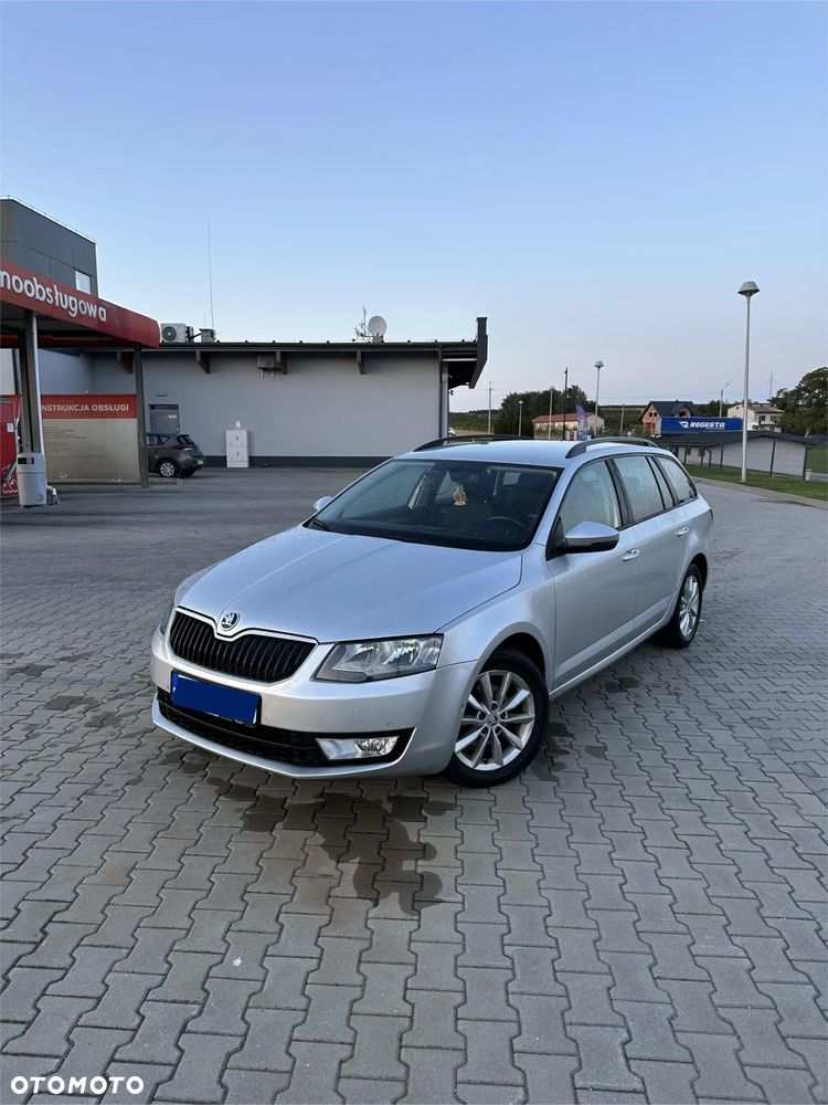 Skoda Octavia 1.6 TDI Active DSG - 10