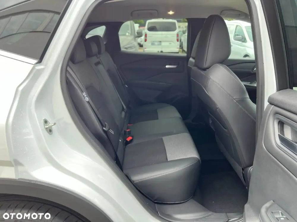 Nissan Qashqai 1.3 DIG-T mHEV N-Connecta Xtronic - 10