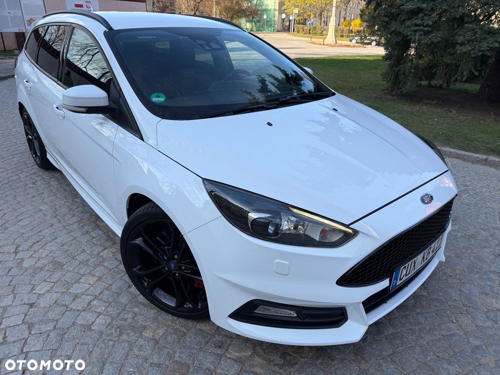 Ford Focus 2.0 TDCi ST - 16