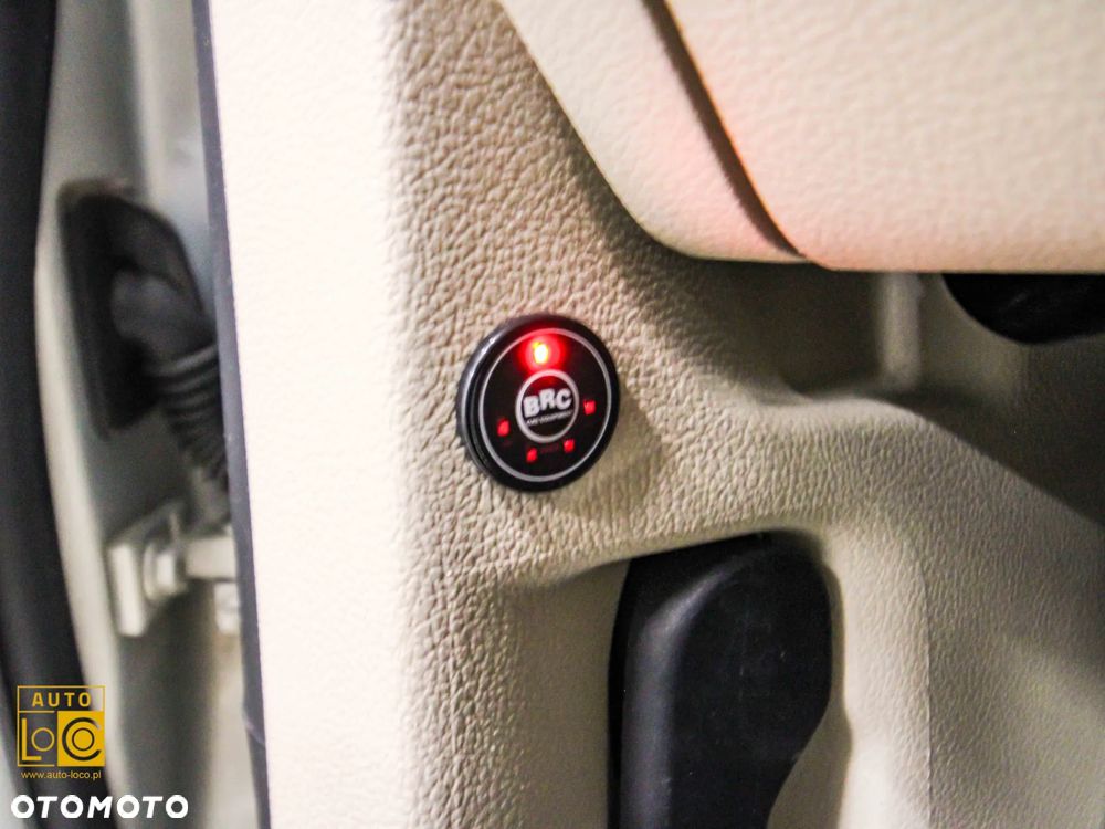 Volkswagen Tiguan - 25