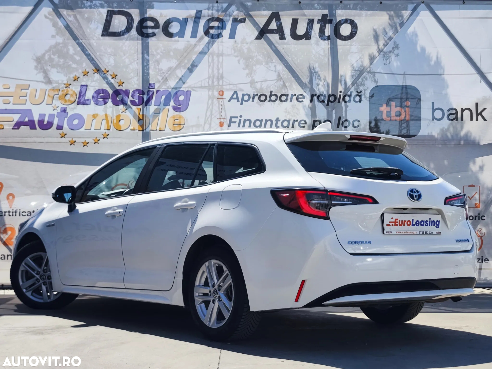 Toyota Corolla 1.8 HSD Dynamic - 6