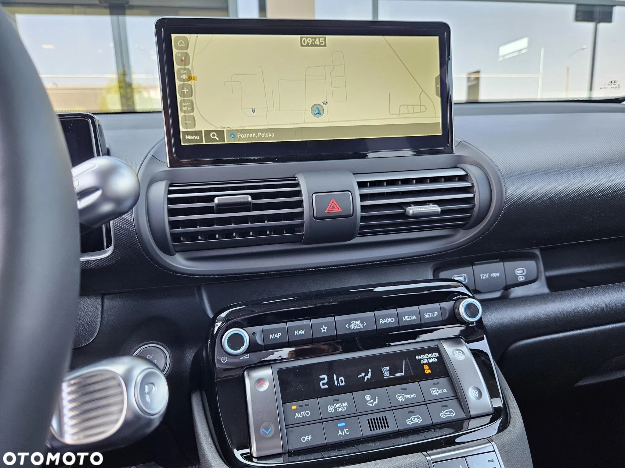 Hyundai Inster 49kWh Modern - 8