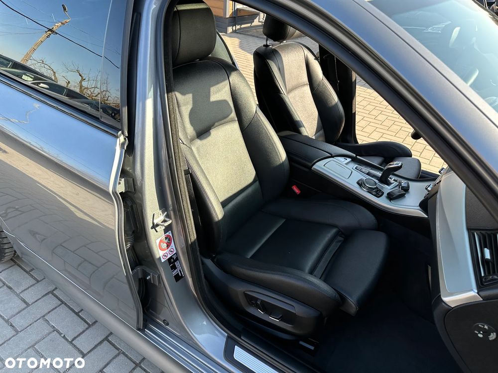 BMW Seria 5 - 24
