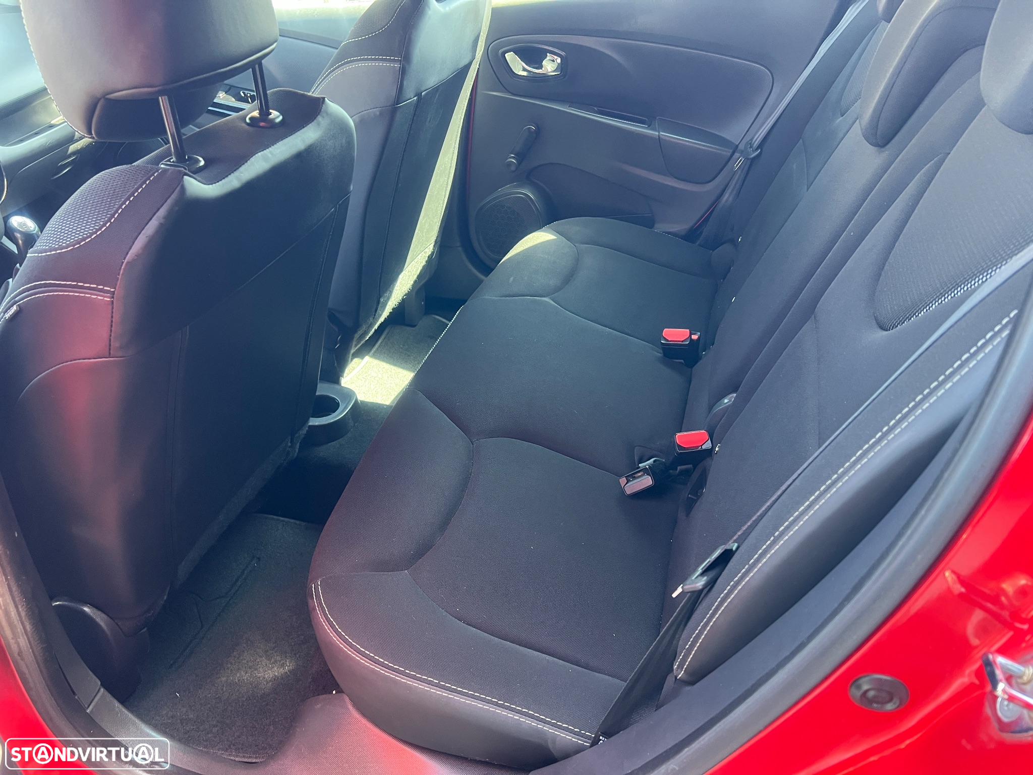 Renault Clio 0.9 TCE Dynamique S - 27
