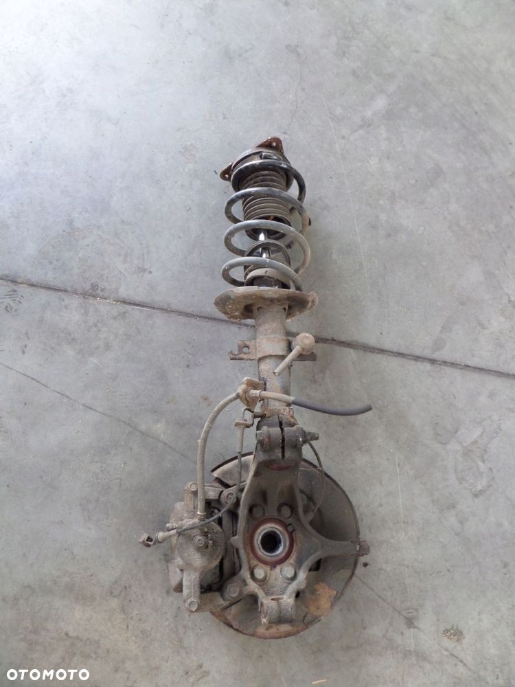 mcpherson zwrotnica prawy przód nissan qashqai ii j11 kadjar 543024ea - 2