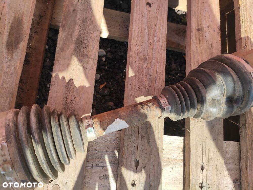 FORD RANGER V 3.2 TDCI PÓŁOŚ PRAWA PRAWY PRZÓD PRZEGUB ZDROWA - 9