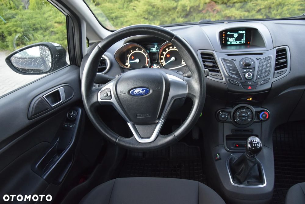 Ford Fiesta 1.25 Ambiente - 16