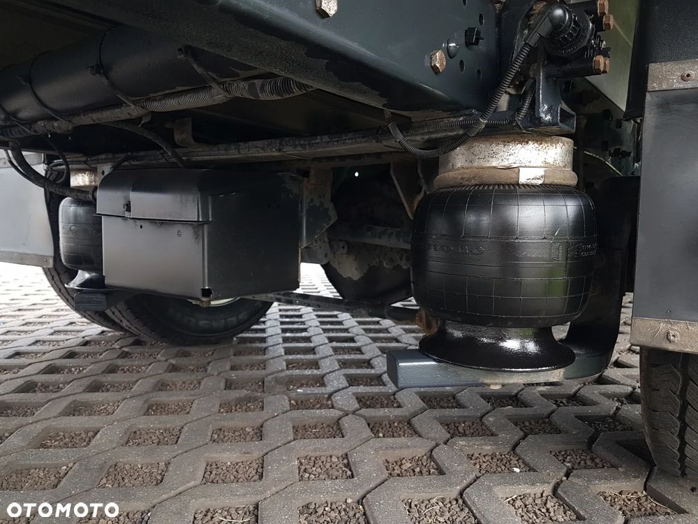 Iveco 50C18 DAILY 12EP PLANDEKA FIRANKA 5,11x2,45x2,35 SPANIE 3500 KG SKRZYNIA ŁADUNKOWA PAKA KLIMATRONIK TEMPOMAT OGRZEWANIE POSTOJOWE - 25