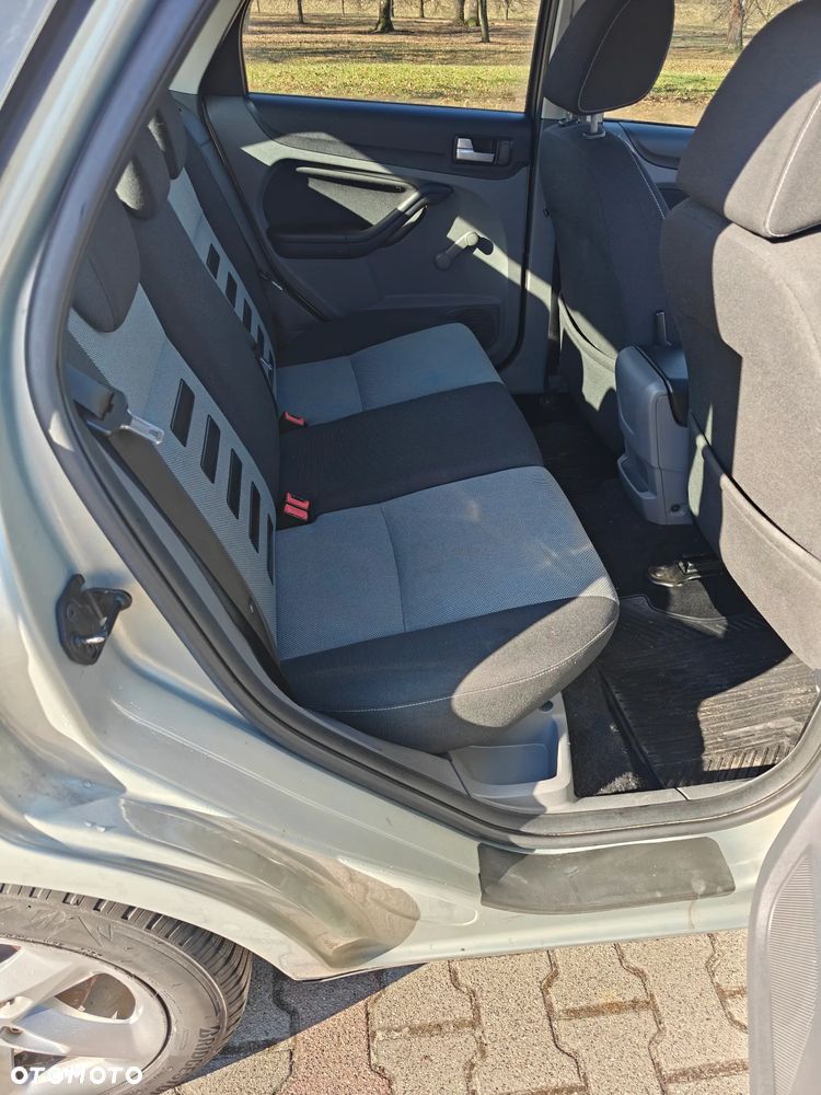 Ford Focus - 12