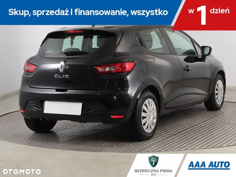 Renault Clio - 6