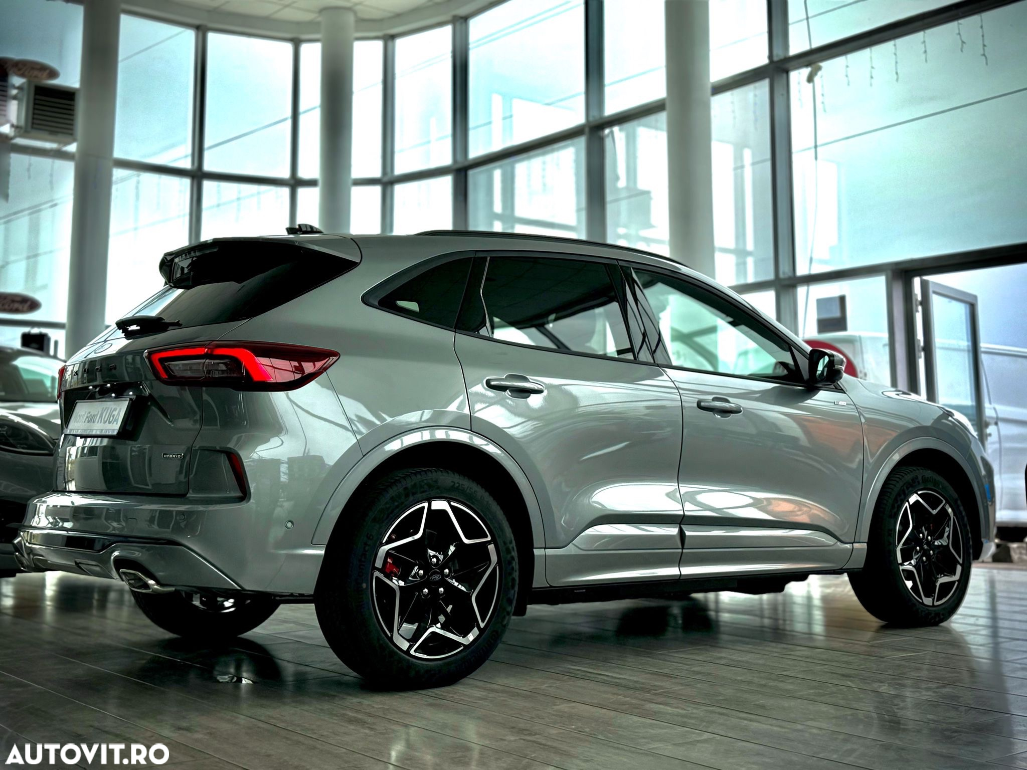 Ford Kuga 2.5 Duratec FWD PHEV ST-Line X - 19