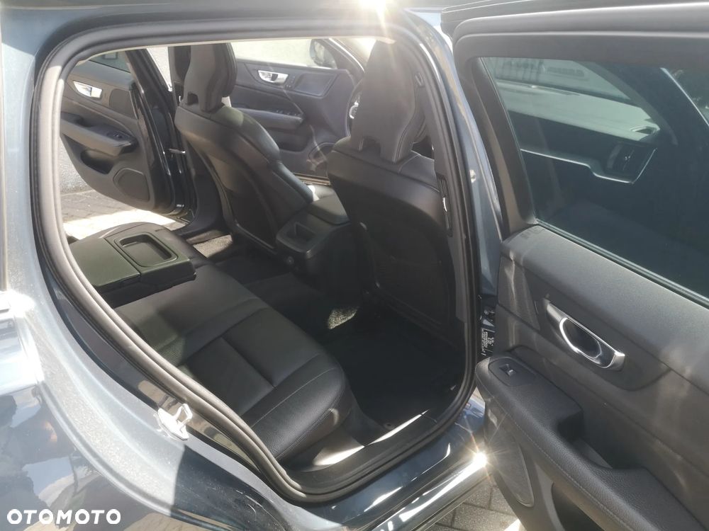 Volvo V60 B4 B Inscription - 11