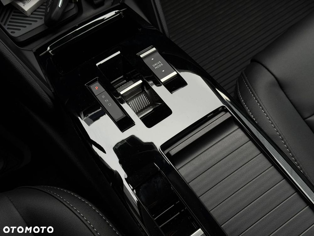 Citroën C4X 1.2 mHEV Max eDCT6 - 12