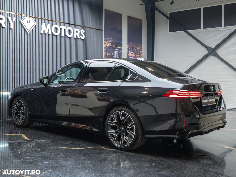 BMW Seria 5 520i Aut. - 7